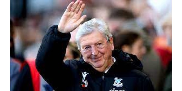 Der 76-jährige Trainer Roy Hodgson gibt seinen Rücktritt bekannt